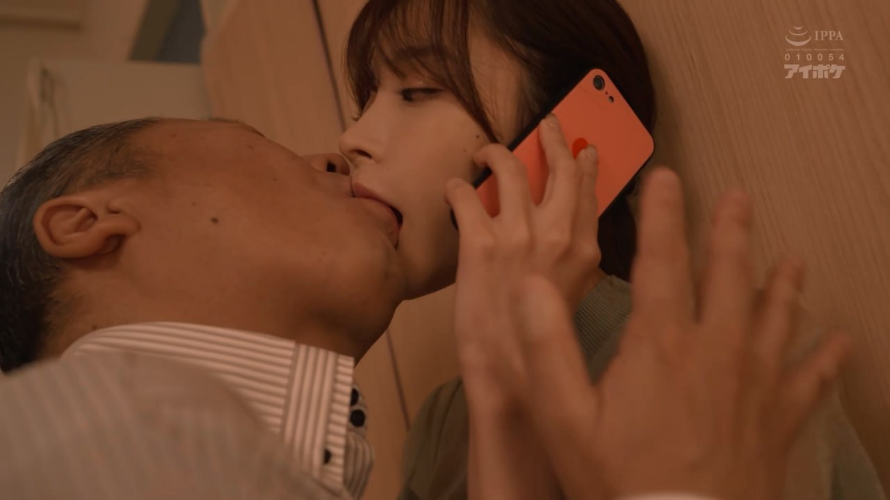 AGMX-163 据え置きカメラの前でオナニーしたらおもらししちゃった女達